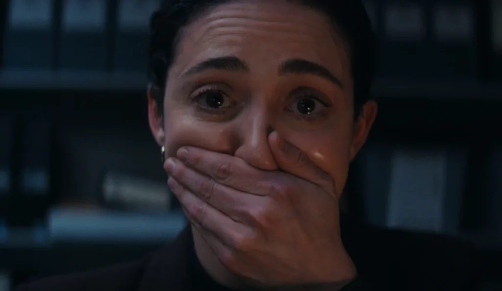 Catherine durante o episódio final da 1ª temporada de Fúria