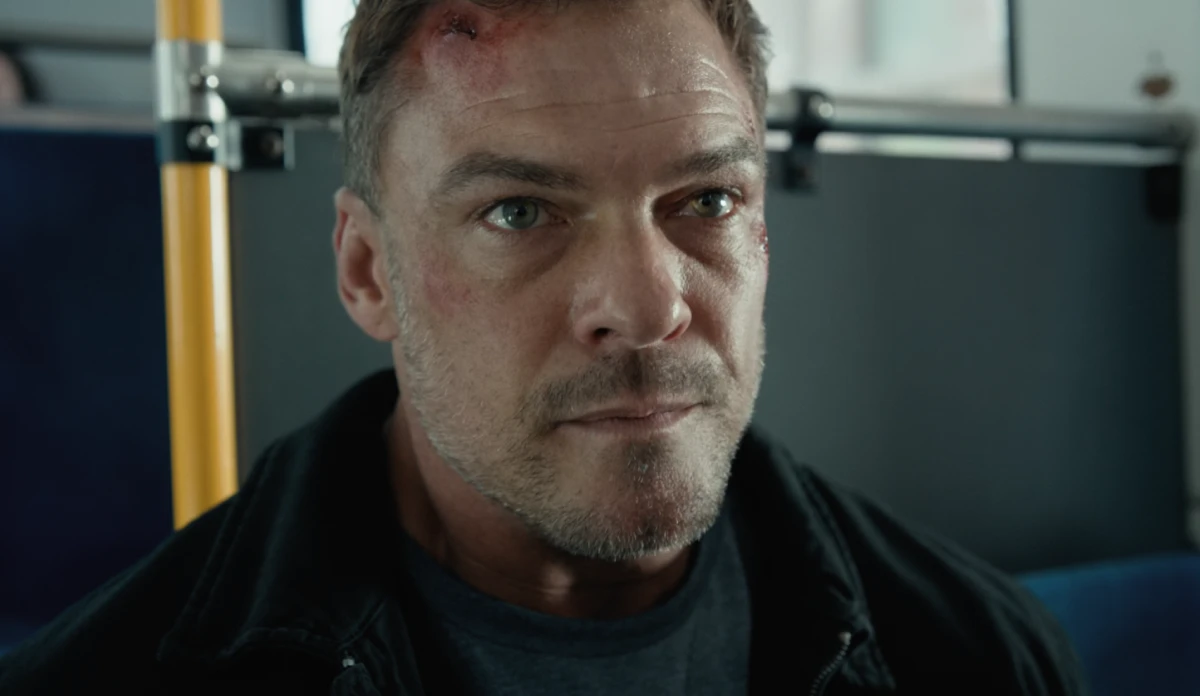 Reacher: final explicado do 5º episódio da 4ª temporada e o mistério da foto