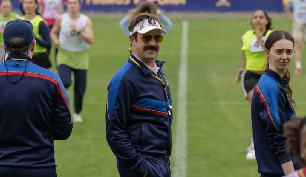 Jason Sudeikis como Ted Lasso em cena da quarta temporada da série da Apple TV