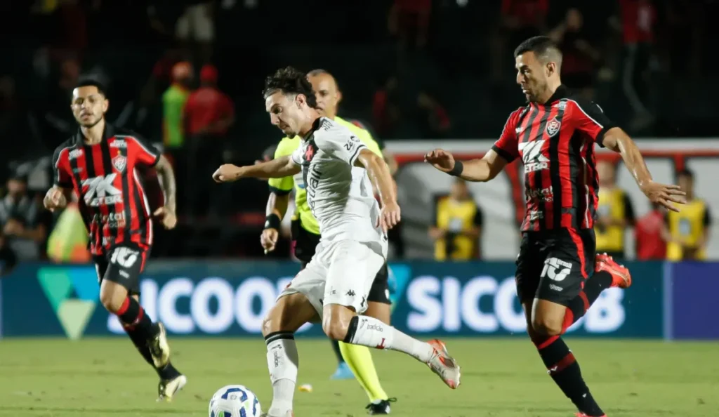Vasco x Vitória: onde assistir ao vivo hoje pela Copa do Brasil; veja as escalações