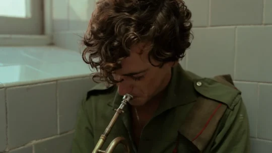 A Bola Preta: novo trailer antecipa drama premiado em Cannes e Toronto