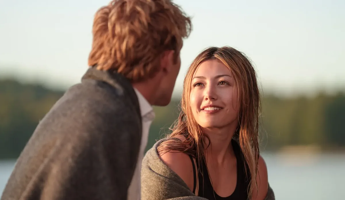 A Garota do Remo: série adolescente chega à Netflix com romance e competição