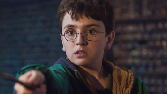 Harry Potter: série da HBO ganha novo trailer com cenas que ficaram de fora dos filmes