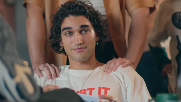 Josh Heuston, astro de Off Campus, viverá protagonista na adaptação de Puro Impulso
