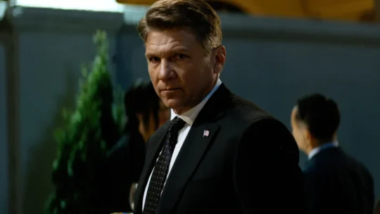 Reacher: Sampson morreu? Entenda o final do episódio 7 da 4ª temporada