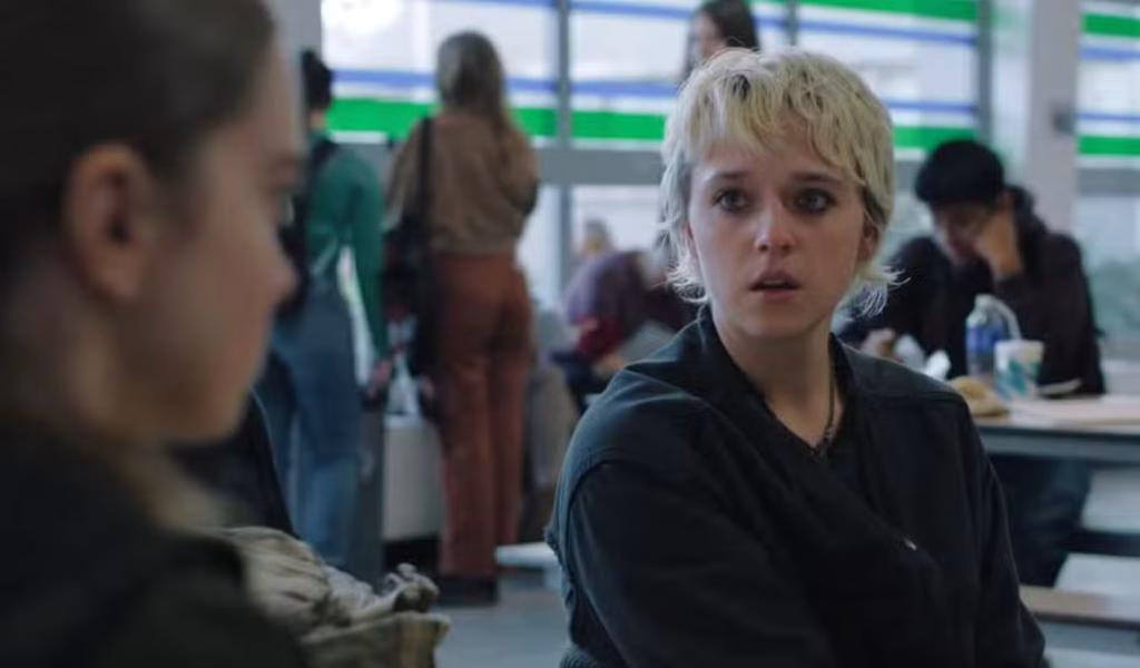 Thalia Dudek interpreta Emaline West, personagem inédita da série Carrie, a Estranha