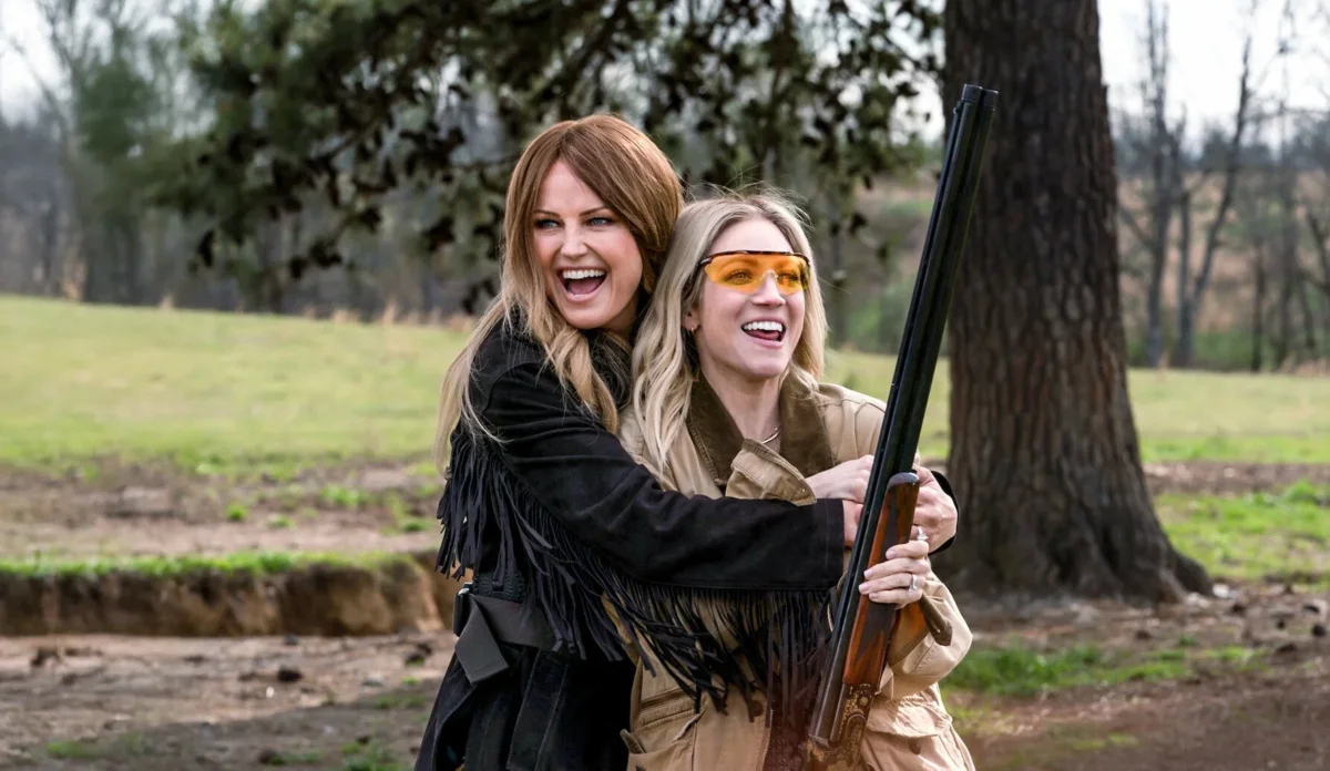 Casadas e Caçadoras: trailer da 2ª temporada reúne Sophie e Margo em meio a nova morte