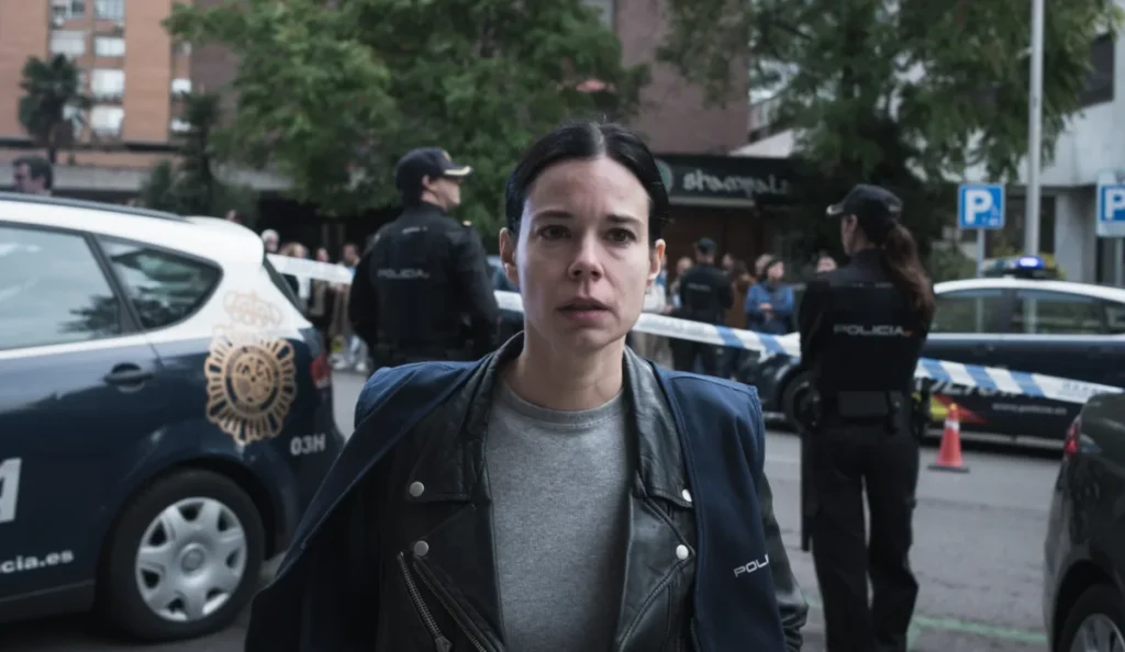 Imagem promocional de Laia Costa no filme Colisão Implacável, da Netflix