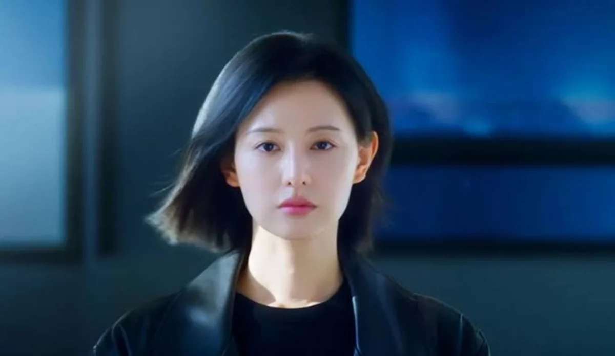 Kim Ji-won como Gye Soo-jung na série médica Doctor X.