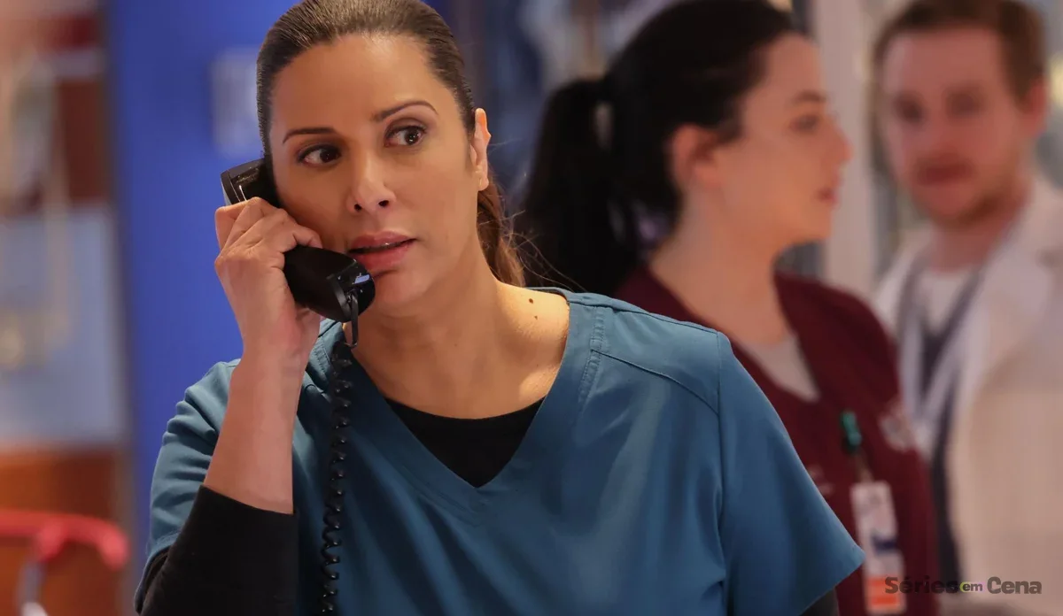 Lorena Diaz como Doris em cena da 12ª temporada de Chicago Med