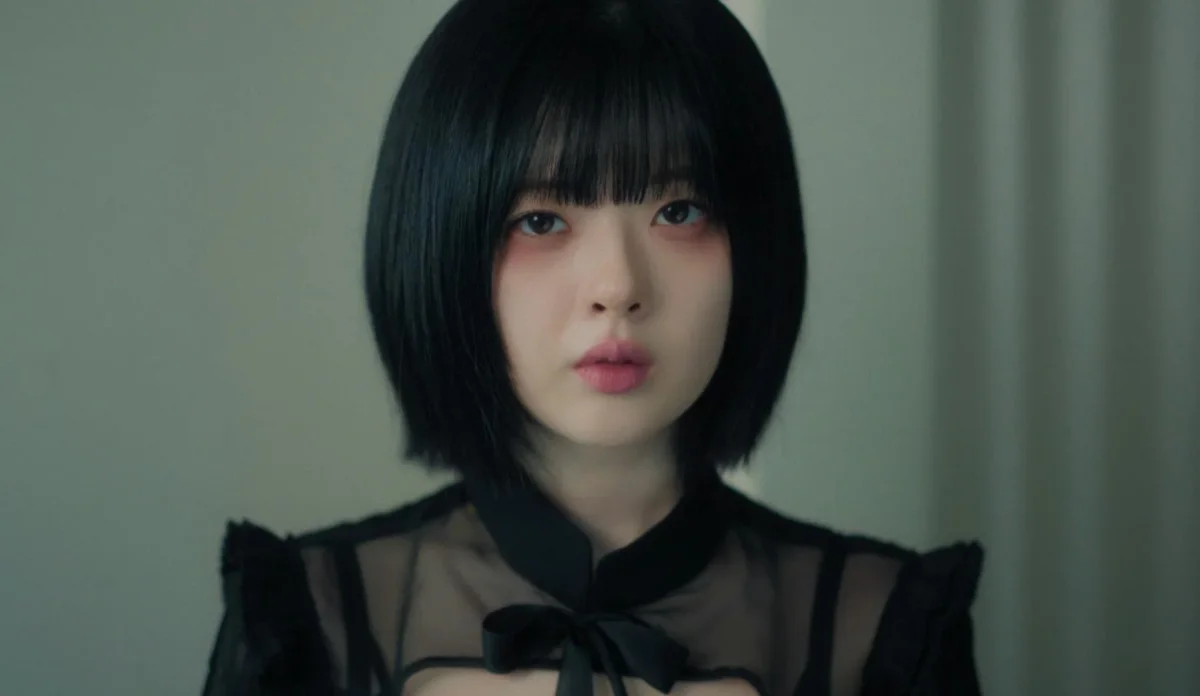 Francesca Next Door: vampira faz acordo secreto com colega em novo trailer