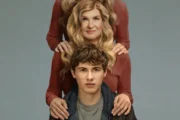 Fingida: nova série estreia no Disney+ com mistério sobre mãe impostora