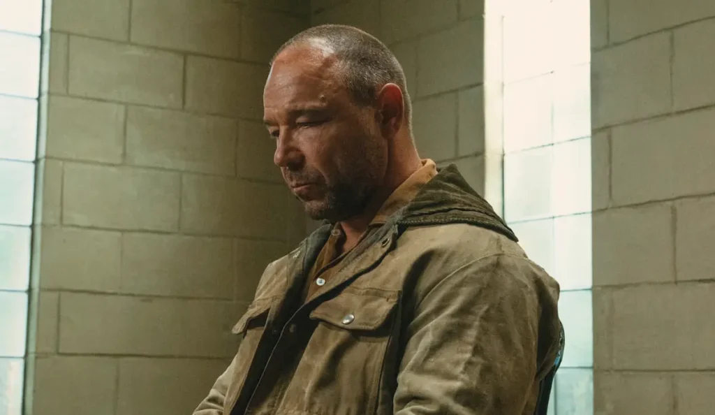 Stephen Graham interpreta o assassino Jurek Walter na série de suspense Noturno