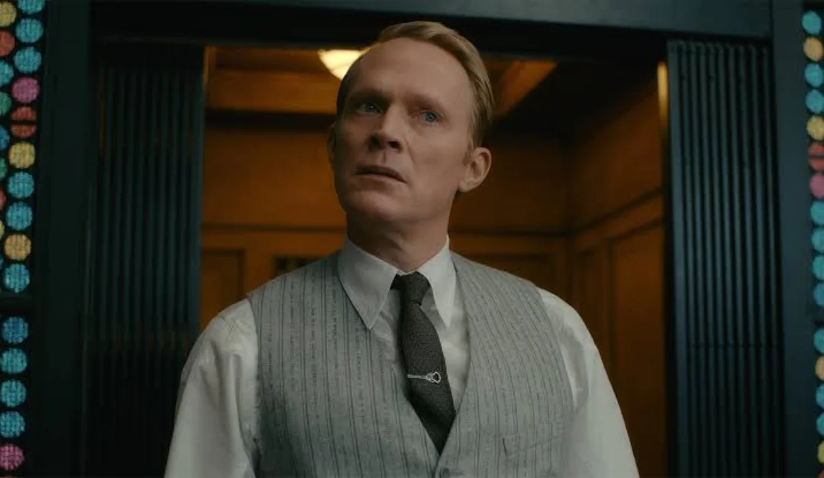 Paul Bettany como Visão na série VisionQuest