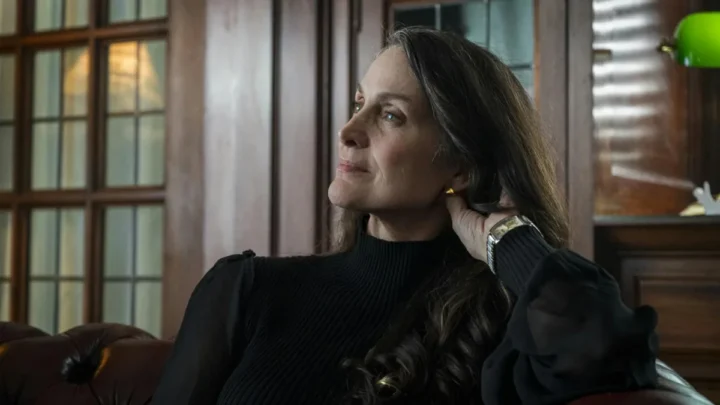 Yaga: série de suspense com estrela de Matrix chega com aprovação quase perfeita